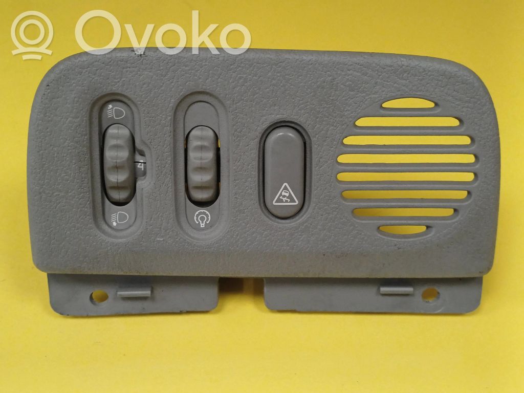 Renault Scenic I Przycisk / Pokrętło regulacji świateł 