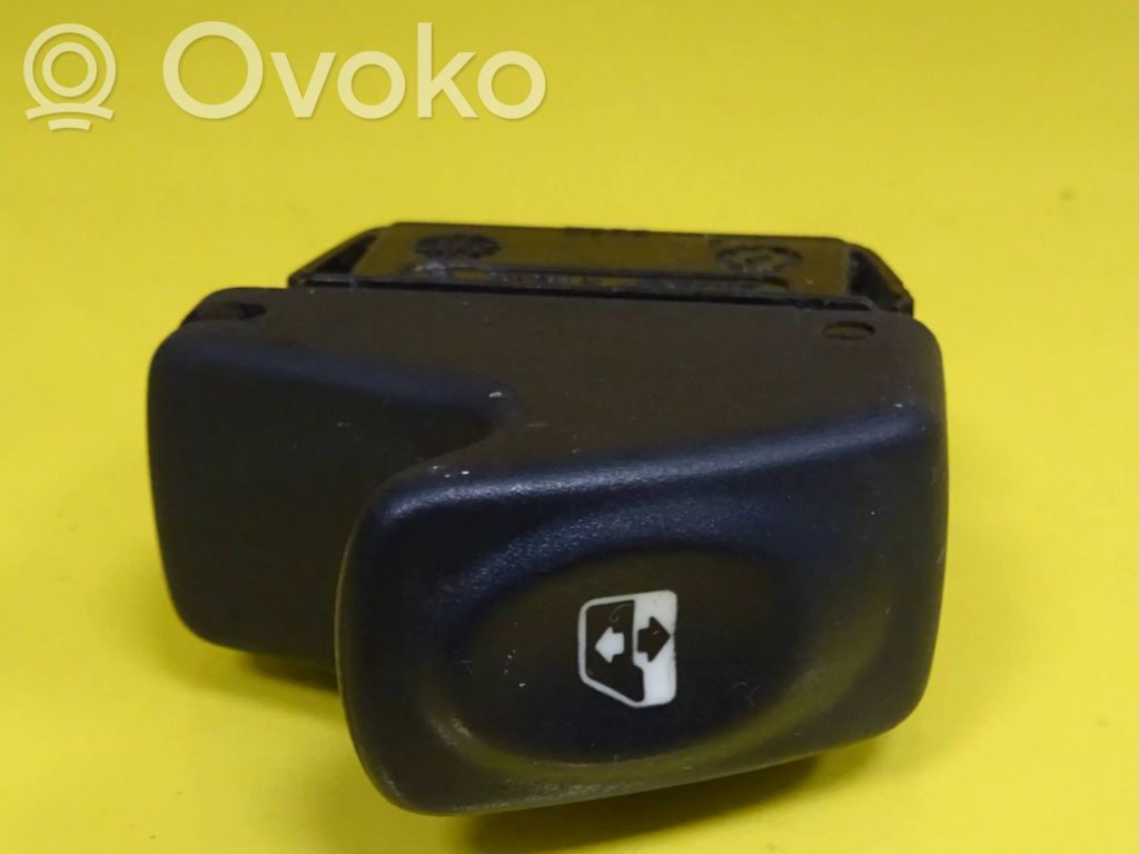 Renault Clio II Electric window control switch 