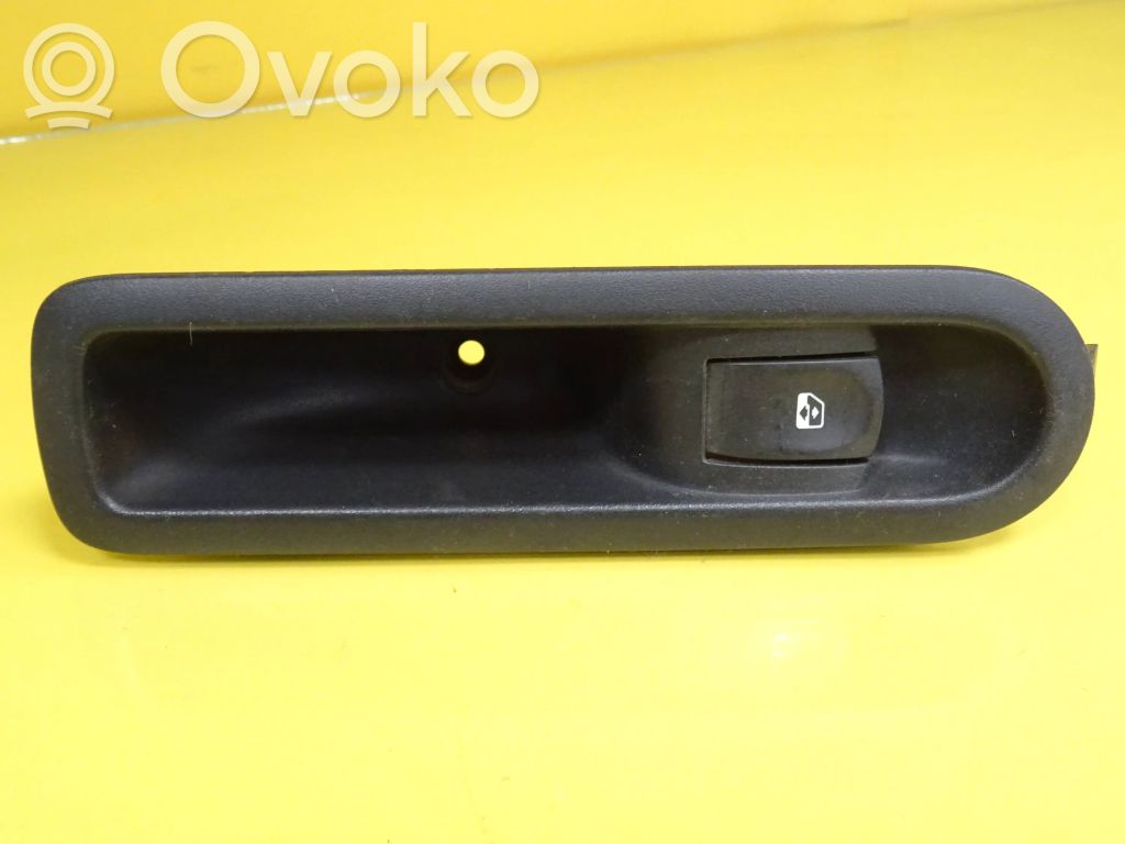Renault Modus Electric window control switch 
