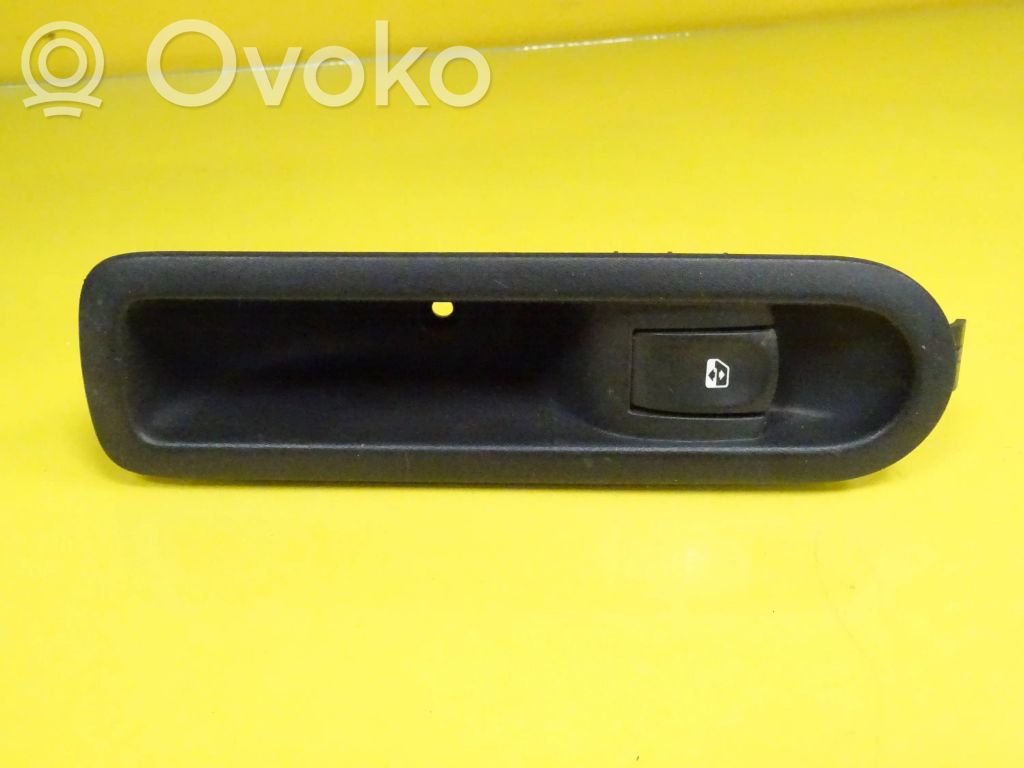 Renault Modus Electric window control switch 