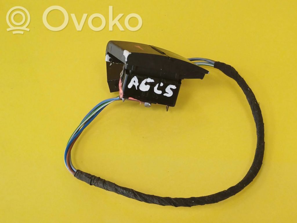 Central locking switch button   4B19621075PR