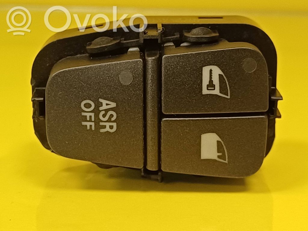 Fiat Croma Central locking switch button 