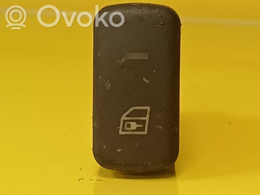 Volvo S40, V40 Central locking switch button 