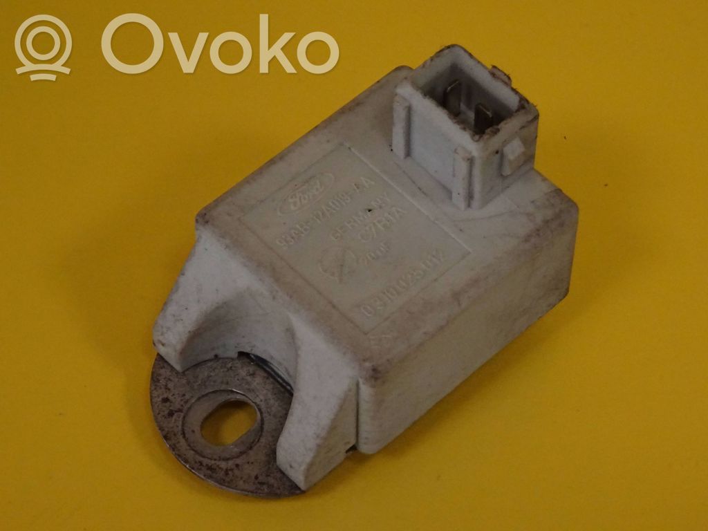 Ford Mondeo MK II Sytytyksen vahvistimen ohjainlaite 