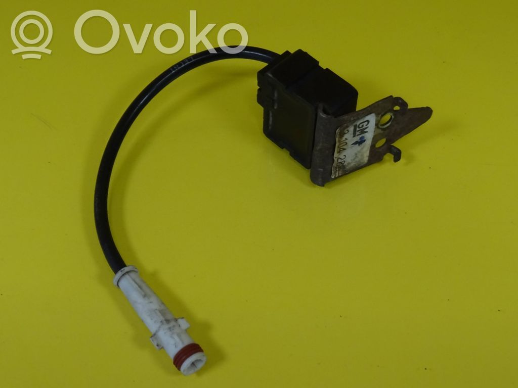 Opel Zafira B Sensor 