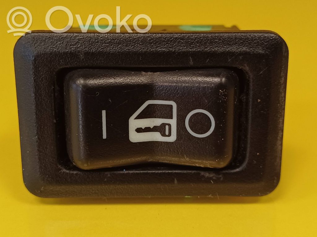 Mitsubishi Carisma Central locking switch button 
