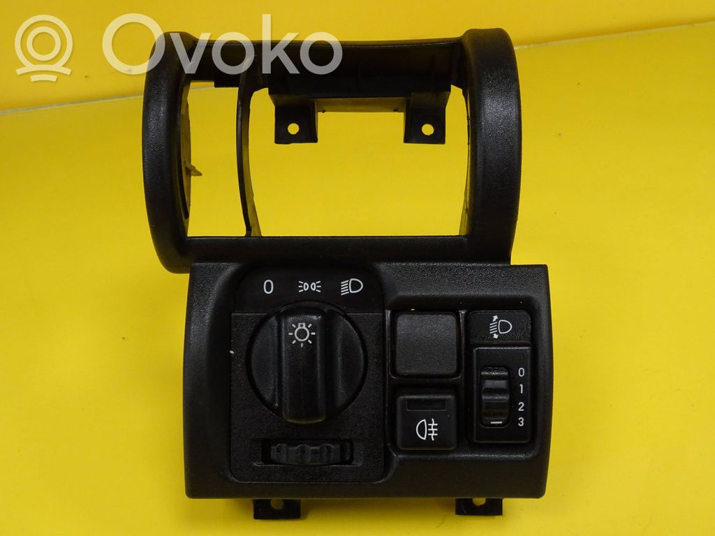 Opel Corsa B Light switch 