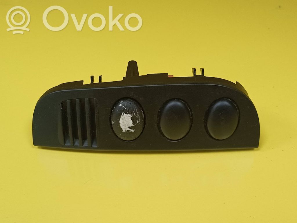 Commande régulateur de vitesse   9642840XT