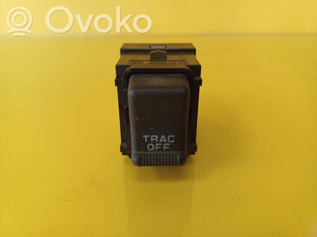 Interruptor de control de tracción (ASR)   04671672AA