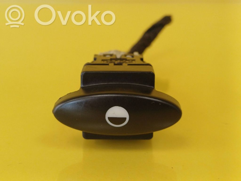 Interior lighting switch   96409529ZL