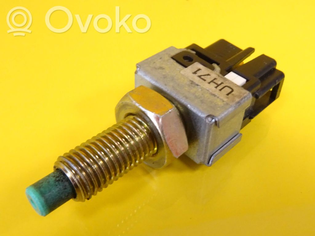 Brake pedal sensor switch   UH71