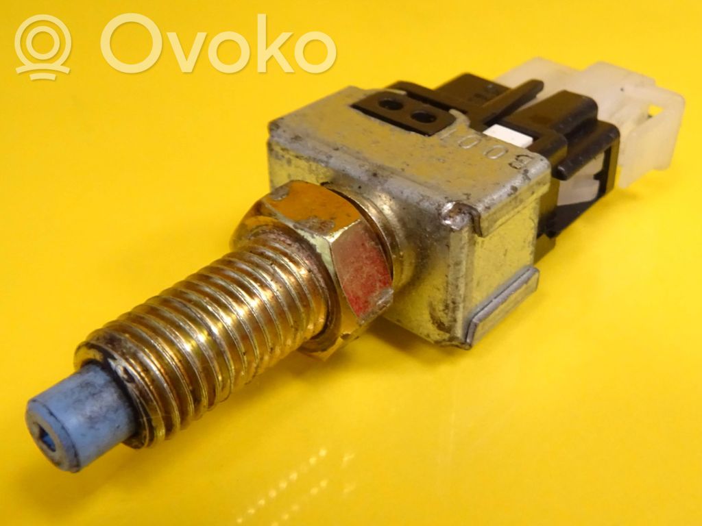 Mitsubishi Pajero Brake pedal sensor switch 