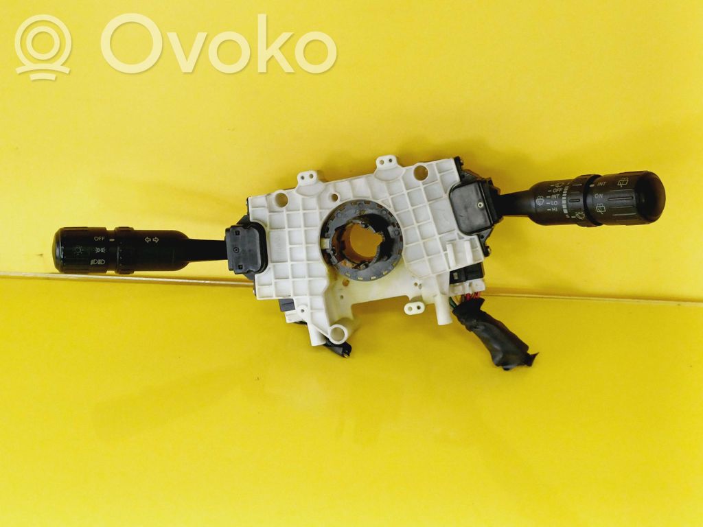 Hyundai Coupe Interruptor/palanca de limpiador de luz de giro 