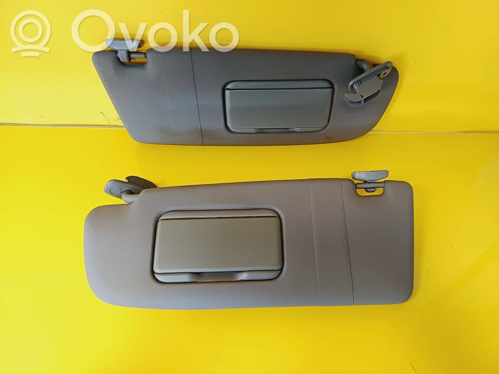 Sun visor