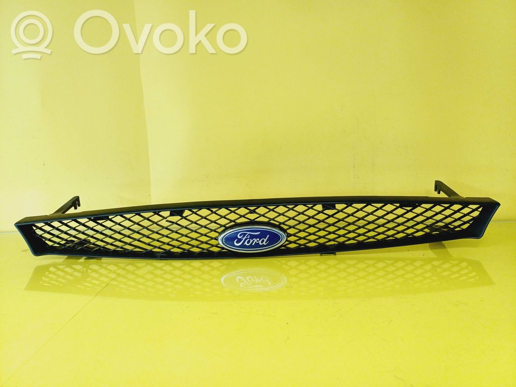 Front grill   98AB8200CE