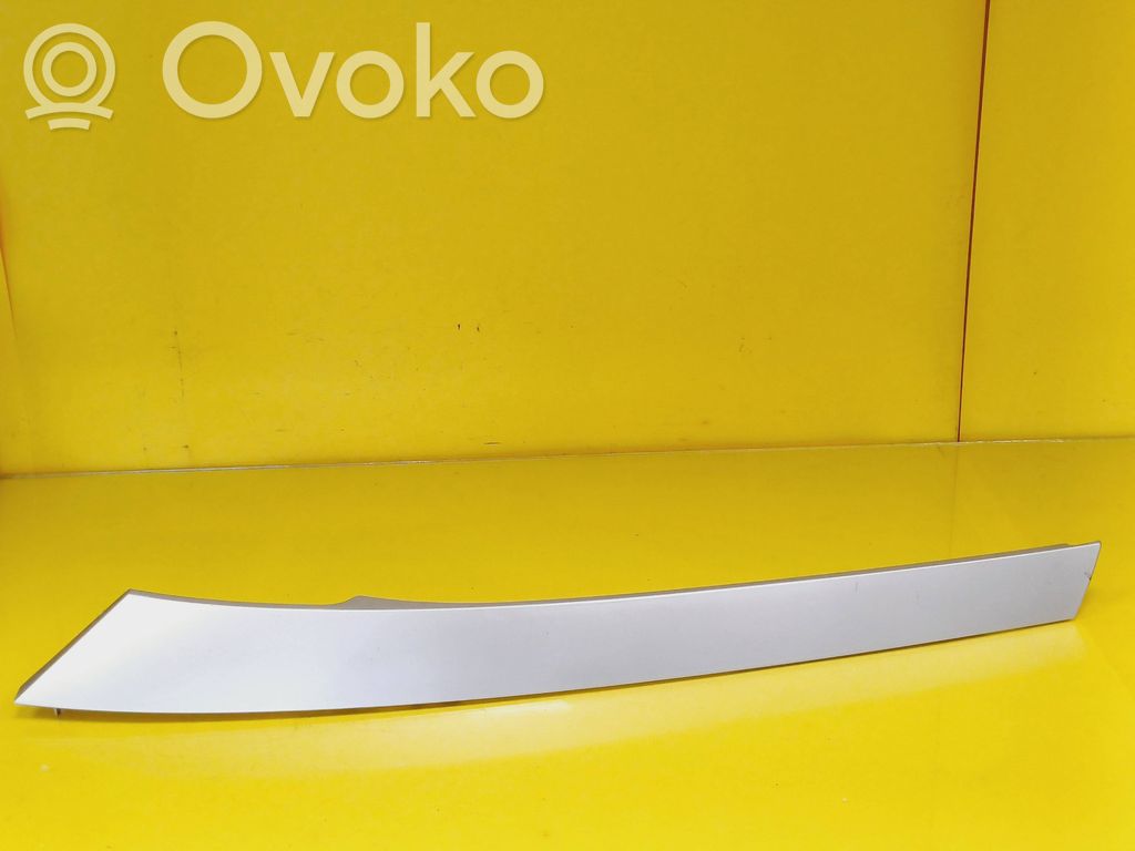 Renault Espace IV Front arch trim 