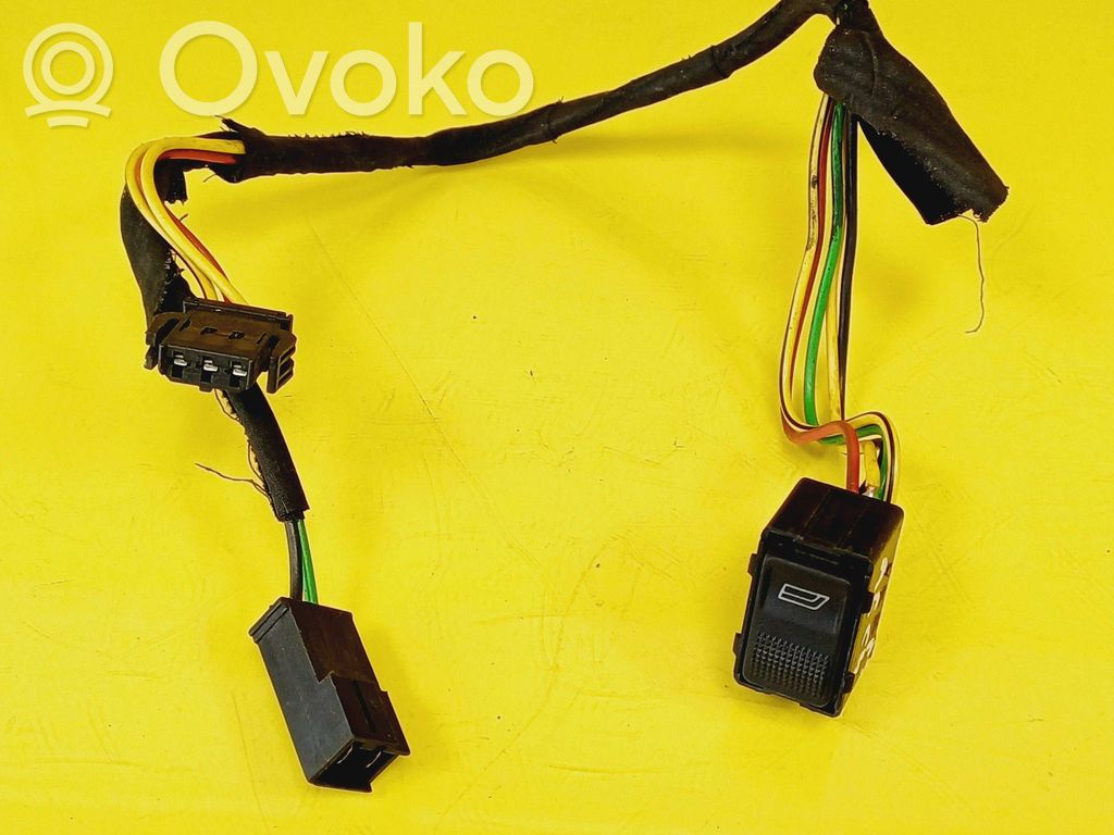 Audi A6 S6 C4 4A Electric window control switch 