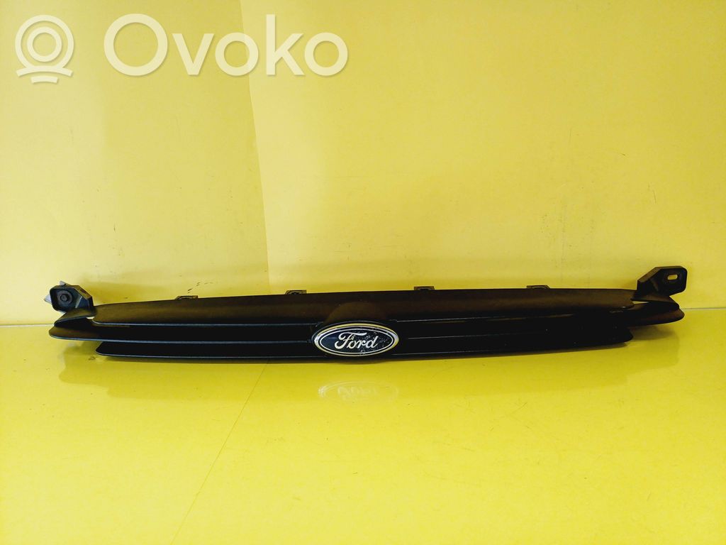 Ford Escort Front grill 