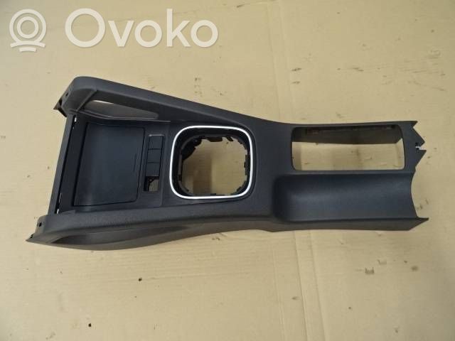 Center console   1K0863243A