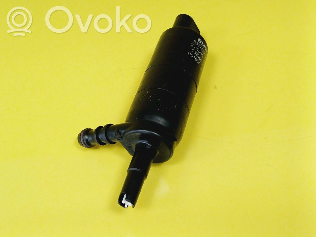 BMW 3 E46 Headlight washer pump 