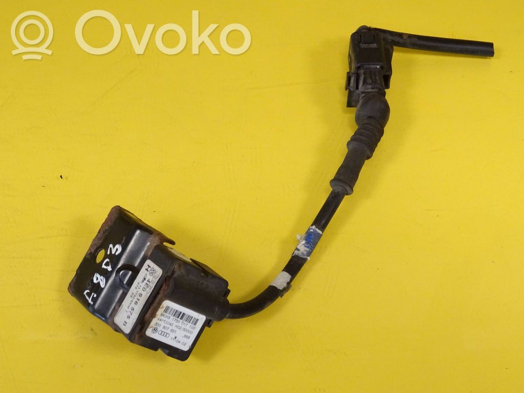 Acceleration sensor   4E0616575B