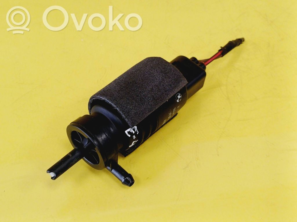 BMW 3 E46 Windscreen/windshield washer pump 