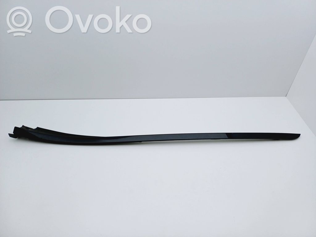 Windshield trim   8200012941