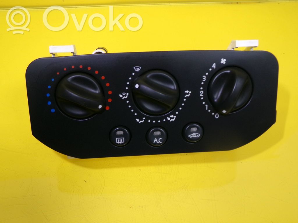 Climate control unit   663207J