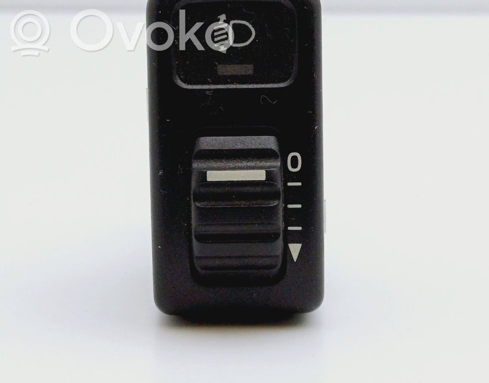 Volvo S90, V90 Headlight level height control switch 