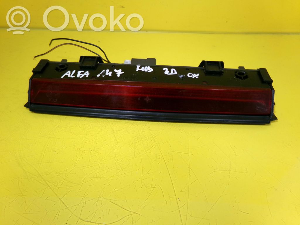 Alfa Romeo 147 Third/center stoplight 