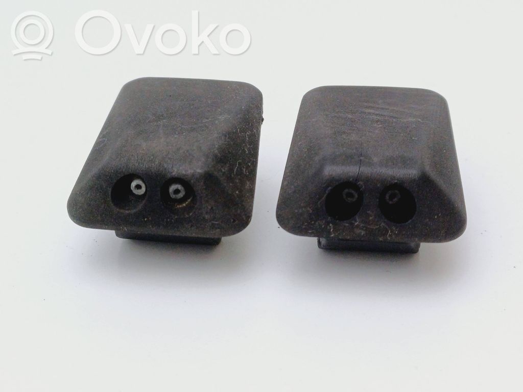 Audi A4 S4 B5 8D Difusor de agua regadora de parabrisas 
