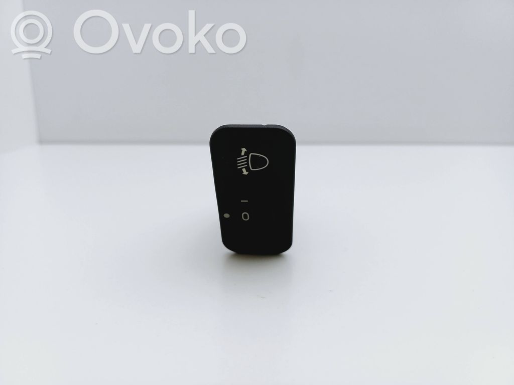 Peugeot 206 Headlight level height control switch 