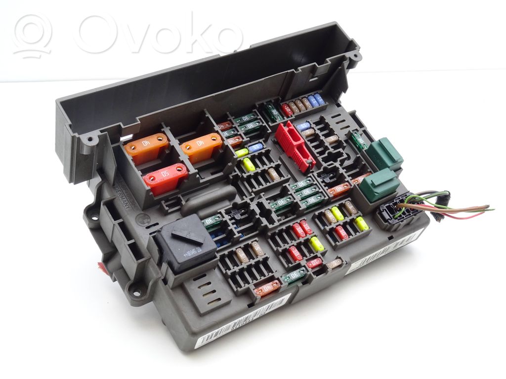BMW 1 E81 E87 Drošinātāju bloks 