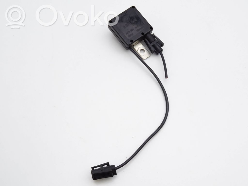 BMW 5 E39 Antenos stiprintuvas 