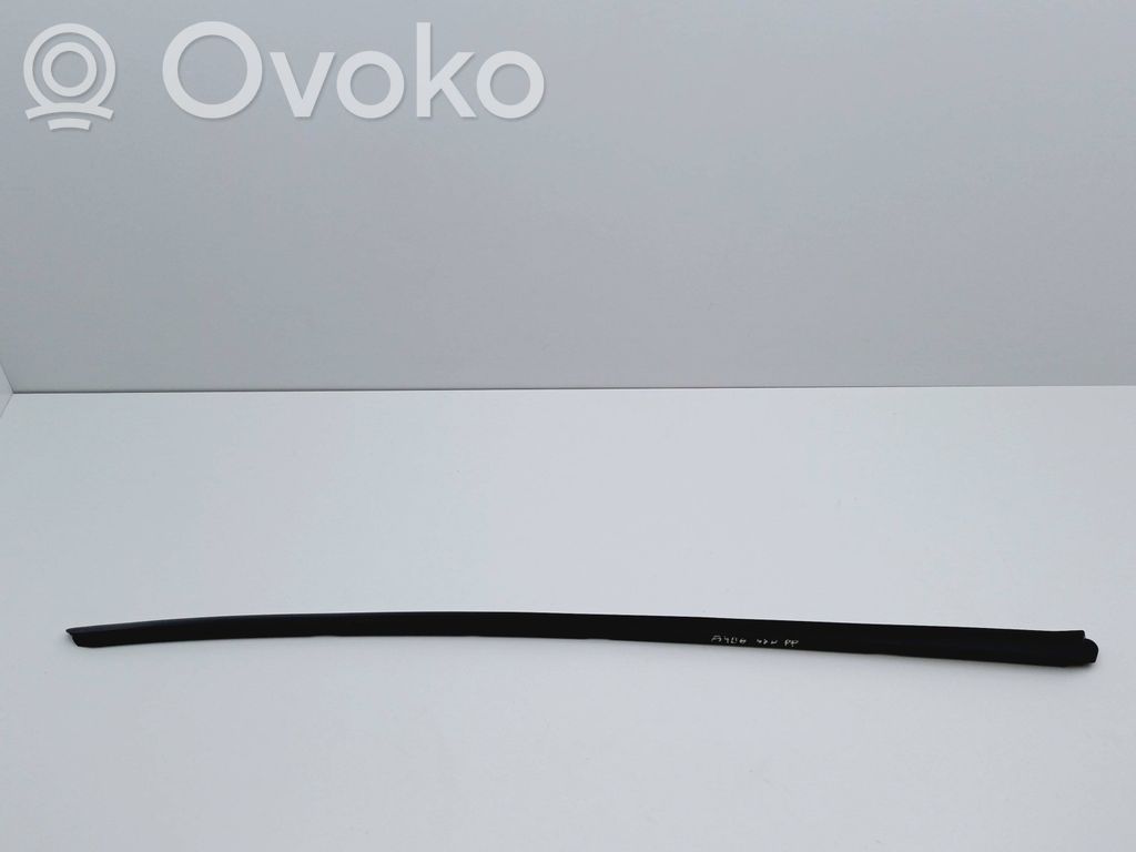 Audi A4 S4 B7 8E 8H Windshield trim 