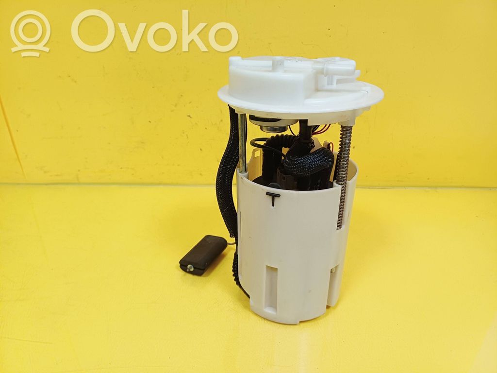 Fiat Stilo Polttoainesäiliön pumppu 