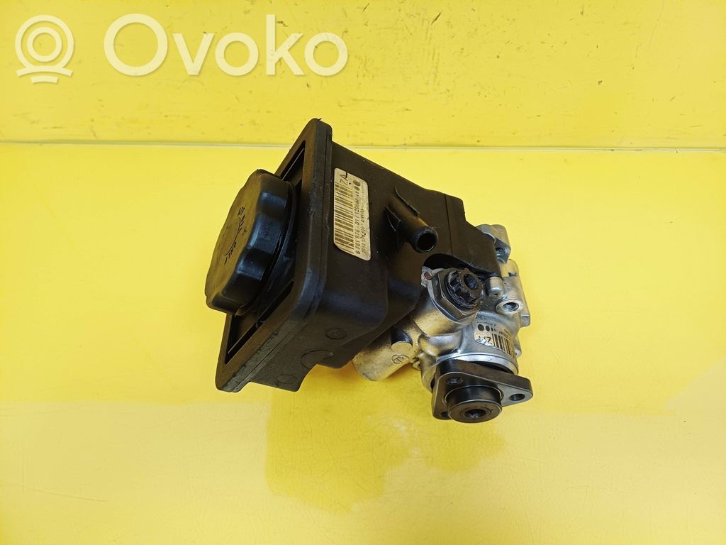 BMW 3 E46 Power steering pump 