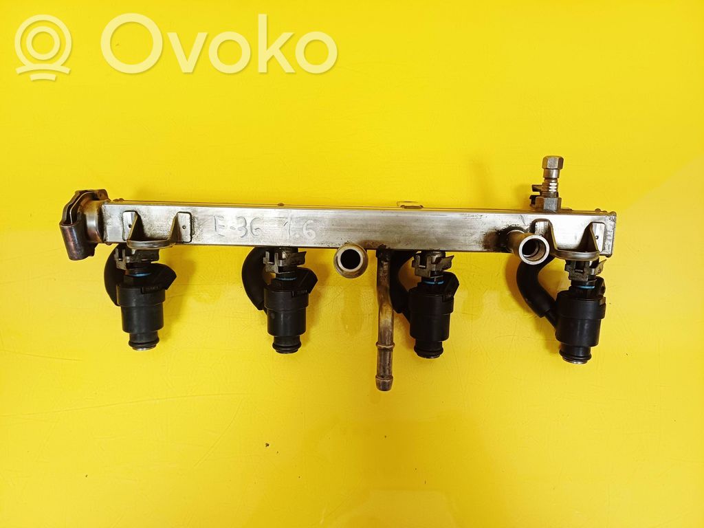 BMW 3 E36 Linea principale tubo carburante 