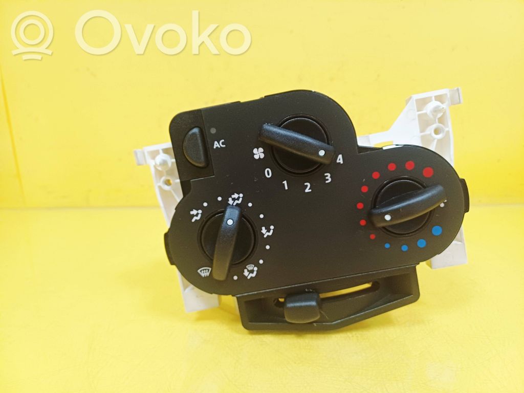Climate control unit   69577008