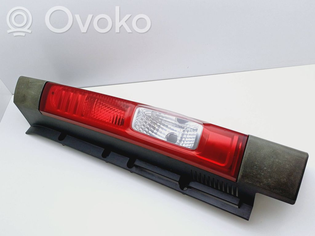Opel Vivaro Luci posteriori 