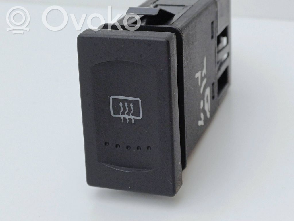 Volkswagen PASSAT B5.5 Przycisk / Przełącznik ogrzewania szyby przedniej / czołowej
