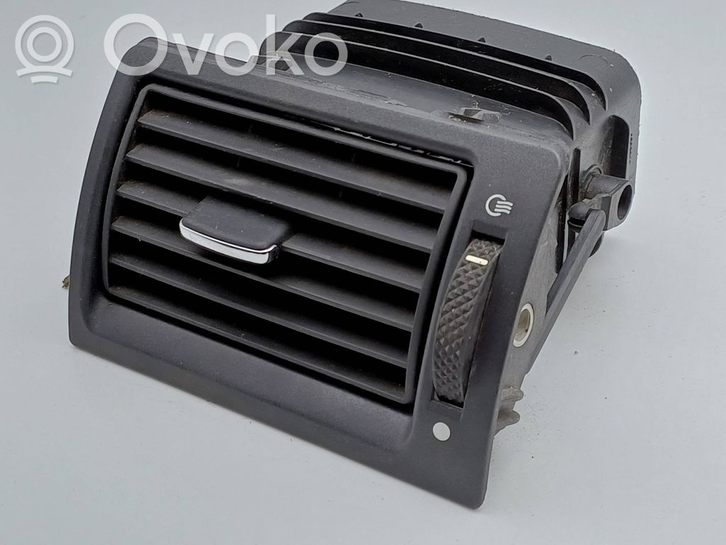 Ford Mondeo Mk III Grilă ventilație centrală 