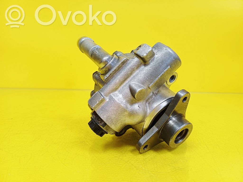 Renault Master II Power steering pump