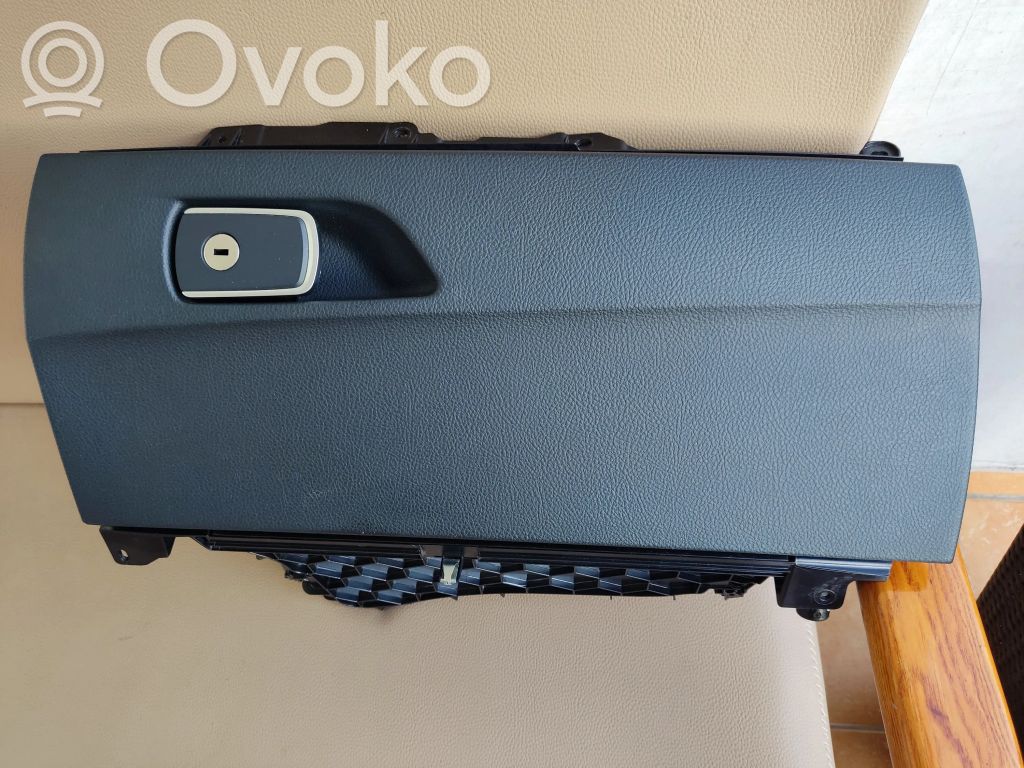 BMW 2 F22 F23 Glove box 