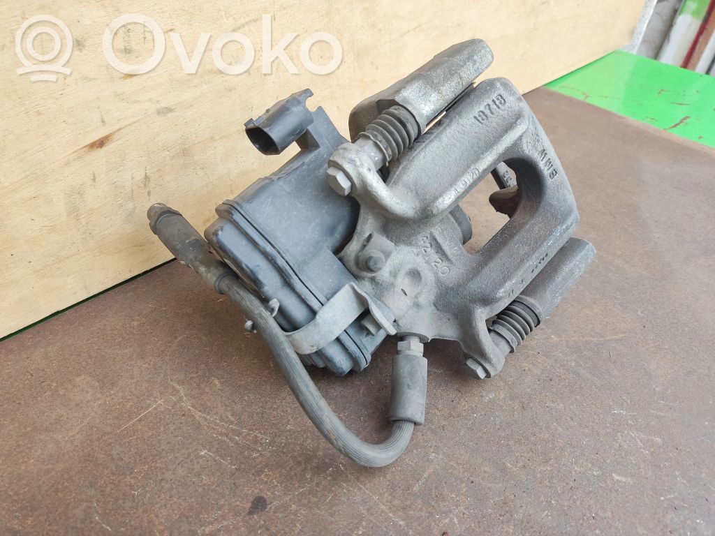 Rear brake caliper   4220,34216758058,34216766074