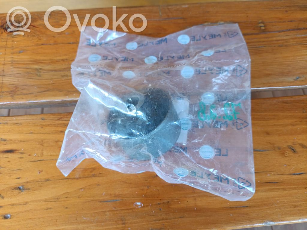 Front wishbone bush   37146100006,545842E000,5458438100,545842B000,545842H000,5458438100,545843K000