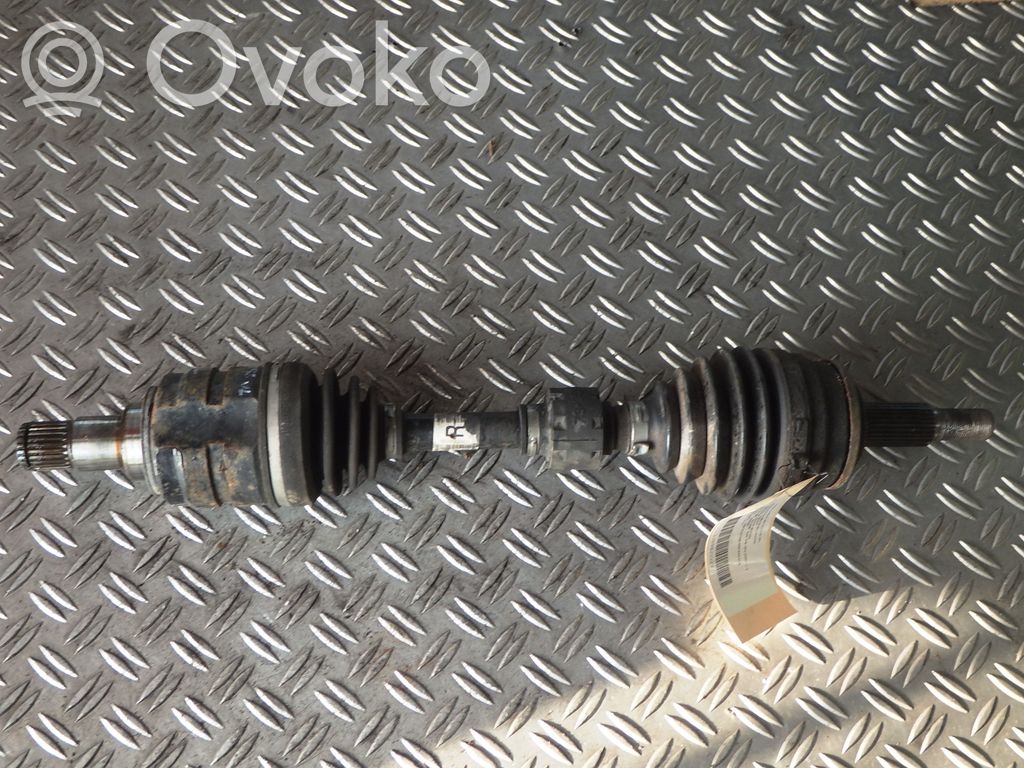Toyota Auris 150 Eje de transmisión delantero 