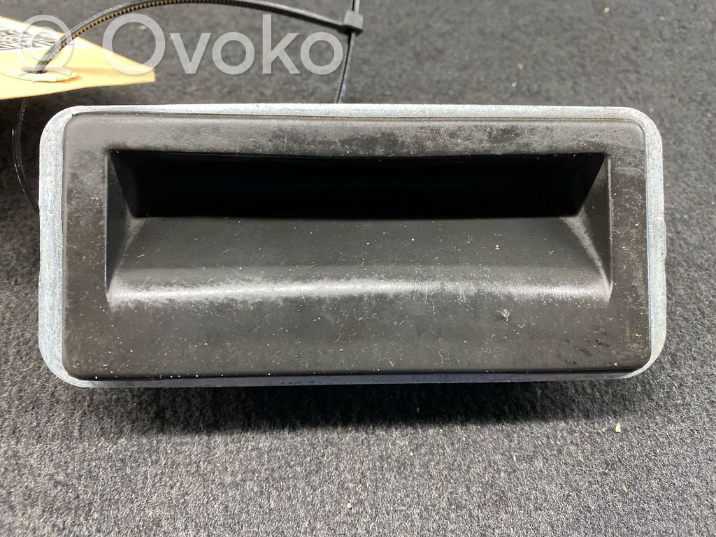 Botón interruptor de maletero abierto   4G5827229