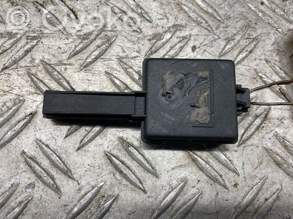 Sensor   6G9T15K602AC