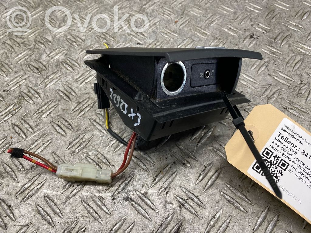 Разъем USB   3414022